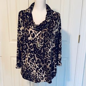 🐆 Metallic Leopard Print Half-Sleeve Top